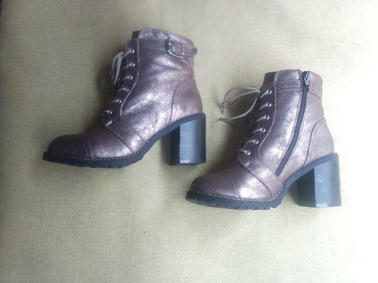 Ladies Shoes – Thrifted Ladies Boots