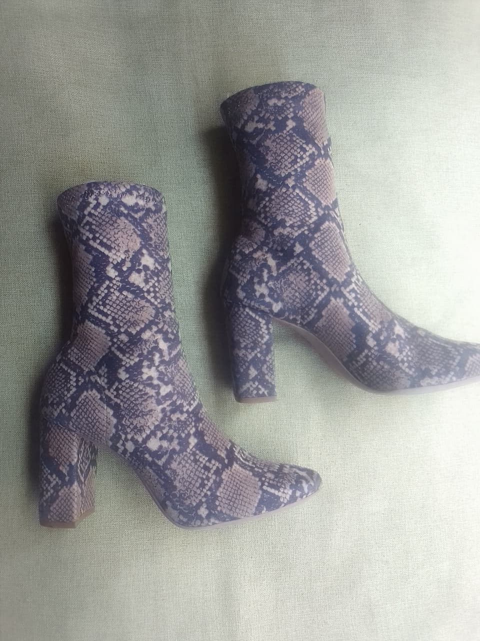 Ladies Shoes – Thrifted Ladies Boots